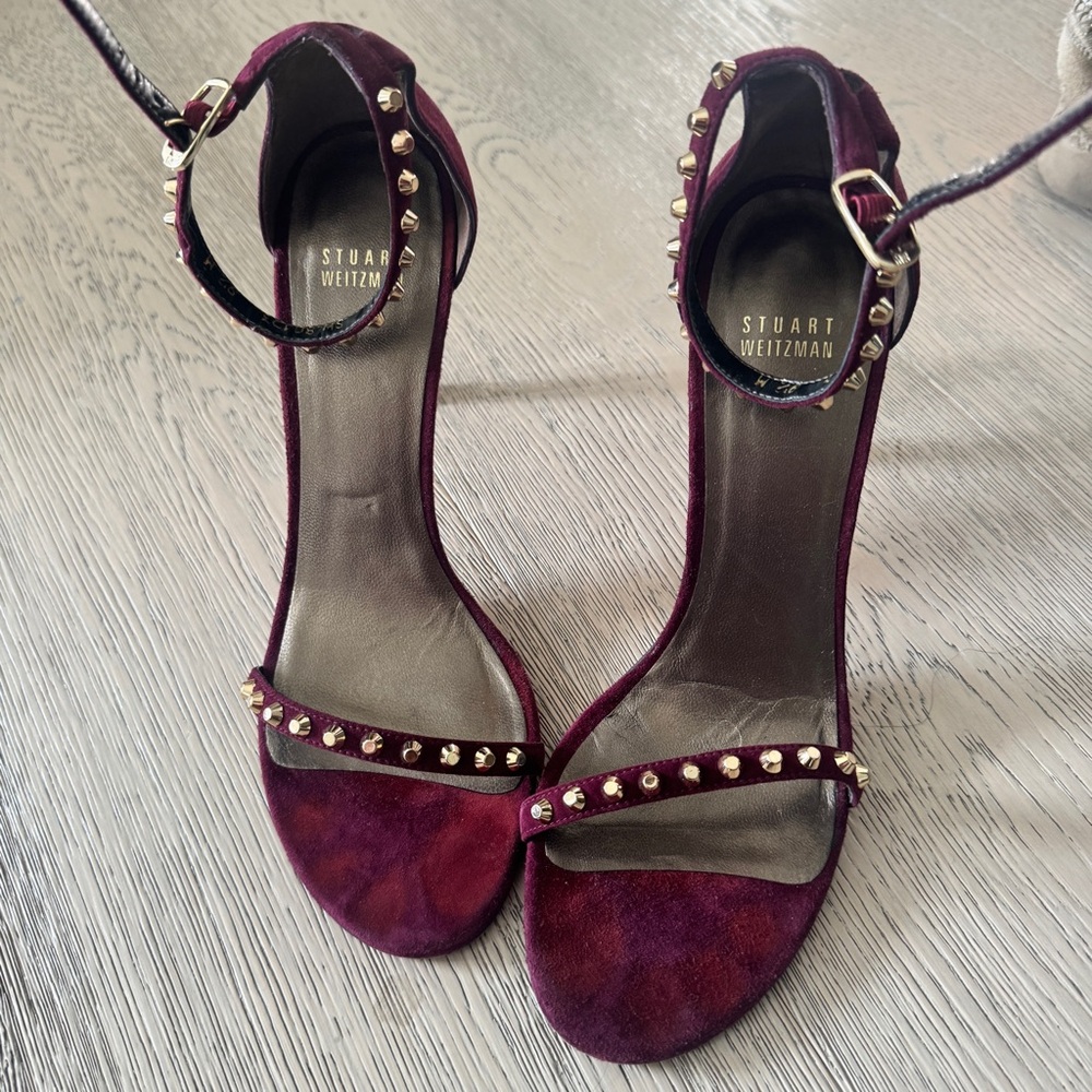 Stuart Weitzman Burgundy Heeled Sandals with Gold Studs